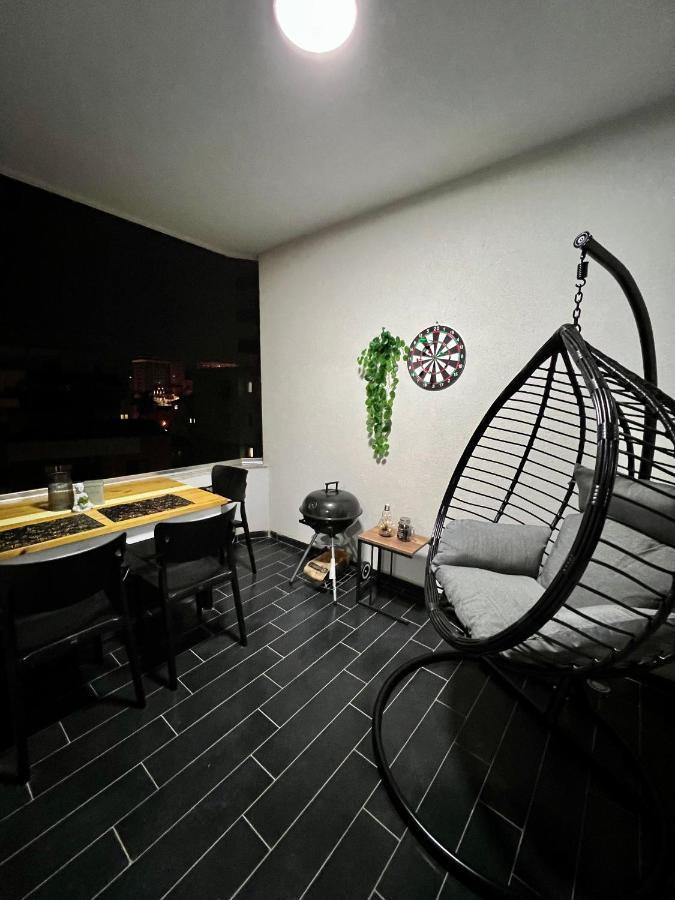 Lift @Vollga With Bbq And Patio Apartment Durres Bagian luar foto